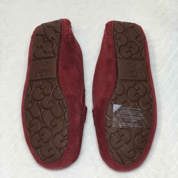 NIB UGG W Ansley Charm Gem Size: 7 - Picture 5 of 5